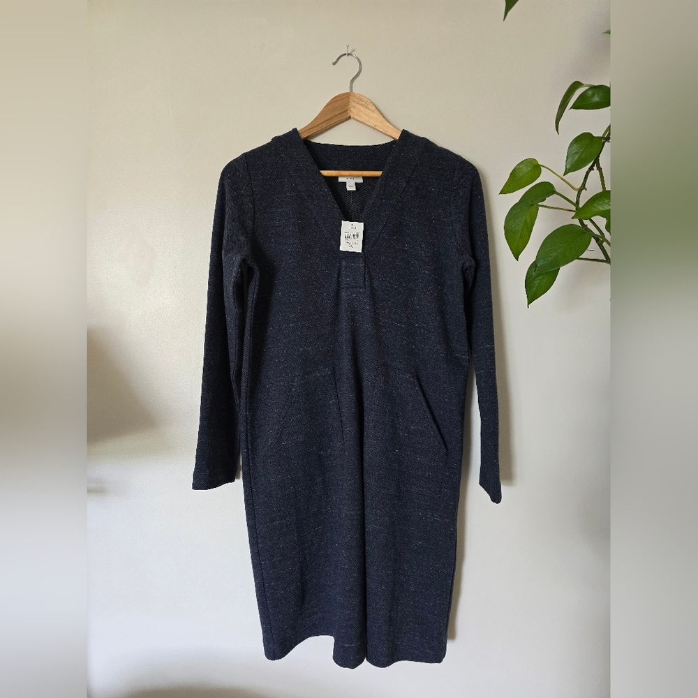 New J. Jill Size XS womens Blue V Neck Comfy Dress With Pockets